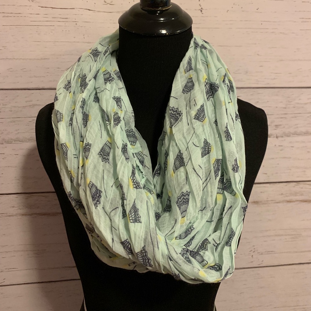 Badminton themed infinity scarf